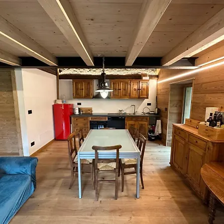 شاليه Val Ferret Cir 0246 كورمايور