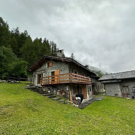 Alpesi faház Val Ferret Cir 0246 *