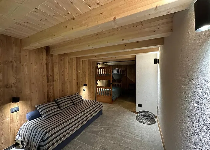 Val Ferret Cir 0246 * Courmayeur